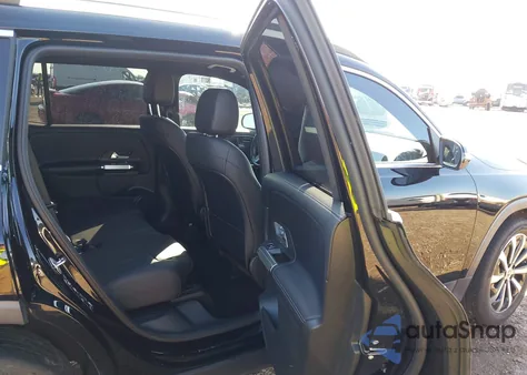 2021 Mercedes-Benz Glb 250 z USA, uszkodzony, nr VIN W1N4M4GBXMW143540